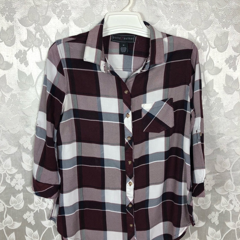 POLLY & ESTHER Shirt, Size Medium.
